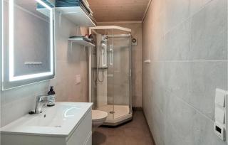 Awesome Home In Urangsvåg With Wifi - 7