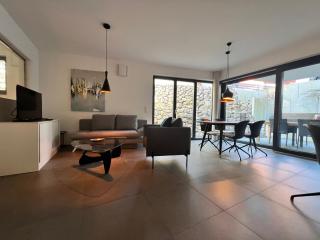 Cosmopolitan - Überlingen - 8
