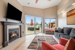 Lakefront Gem: Private Dock - Discovery Bay - 2