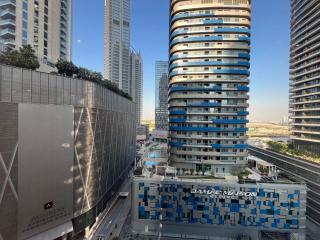 3 Minutes to Dubai Mall! DVR Vacation Homes - 4