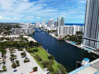 Miami Beach 1B/1B Incredible View apartment with Kitchen - Hallandale Beach - 1