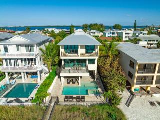 Beach Side Paradise - Bradenton Beach - 1