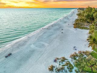 Pure Beach - Holmes Beach - 7