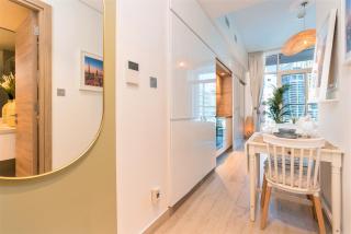 Stunning Apt with Balcony & Marina View - Dubai - 5