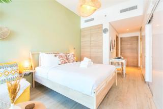 Stunning Apt with Balcony & Marina View - Dubai - 0