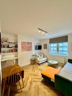 Bright and Airy Two Bedroom Apartment - Londra - 8
