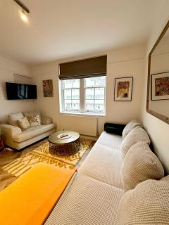 Bright and Airy Two Bedroom Apartment - Londra - 7