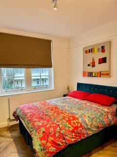 Bright and Airy Two Bedroom Apartment - Londra - 5