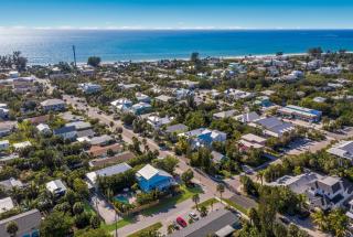 Beachcombers - Anna Maria - 6
