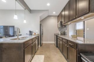 Cozy 2 Bed Townhome near the Hospital - Lafayette - 6