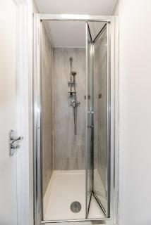 Small and Trendy studio 3B - 3