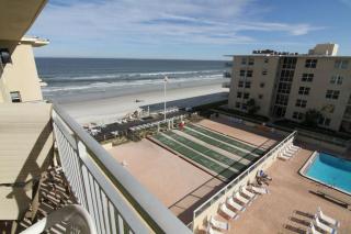 Visit this top floor property located on the no-drive beach with 2 complex pools! - New Smyrna Beach - 0