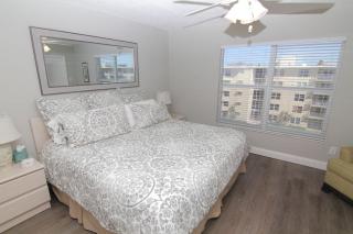 Visit this top floor property located on the no-drive beach with 2 complex pools! - New Smyrna Beach - 3
