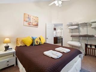 The Riesling Cottage - GOTL Strip - Cozy & Quaint - Geneva - 9