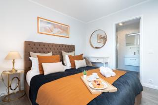 Host Wise - Elegant Spacious Flat w Balcony - Ace Location - Vila Nova de Gaia - 5