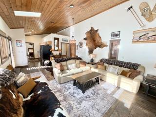 Ski Chalet - Gallatin Gateway - 8
