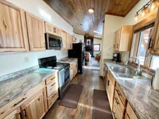 Ski Chalet - Gallatin Gateway - 1