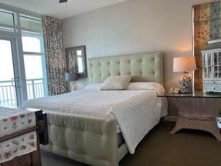 2501 S Ocean Blvd, 0811 - Ocean Front Sleeps 6 - Myrtle Beach - 2