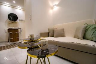 F Films Athens Luxury Residence - 8