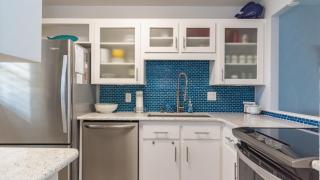 Oceanfront ground floor patio with unbelievable views! Complex has amenities for the whole family! - New Smyrna Beach - 7