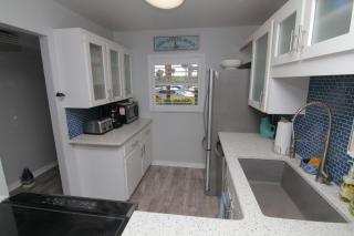 Oceanfront ground floor patio with unbelievable views! Complex has amenities for the whole family! - New Smyrna Beach - 3
