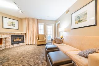 Horseshoe Valley Suites - The Azure - Shanty Bay - 8