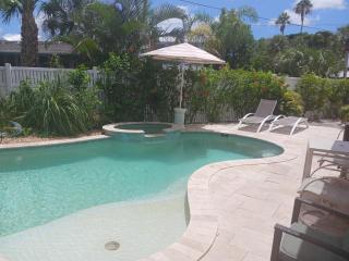 Coral Palms - Holmes Beach - 0