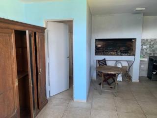 4 personas en paz - Mar del Plata - 1