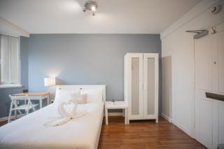 Studio at Chelsea Cloisters Hotel - 8