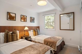 Little Nell Condo 10 - 1