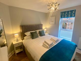 Superb City Centre Apartment within the City Walls - York - 0