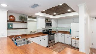 Oceanfront spectacular views with direct beach and pool access! - Ormond Beach - 7