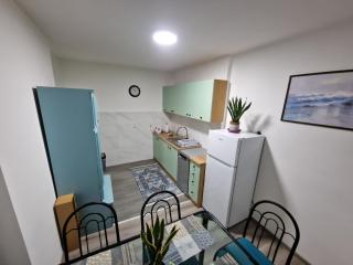 Lilly Apartment Tuzla - Tuzla - 9