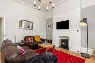 Spinnaker - Close to Town Sea Views - Tenby - 7