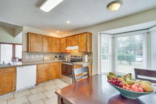 Secluded Mount Pleasant Home - 6 Mi to Beaches! - 1