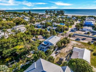 Surf Side - Anna Maria - 8