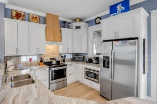 Sandy Shores Retreat - Destin - 2
