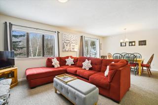 Cozy 2-Bedroom Northbrook #3 with Fireplace - Killington - 7