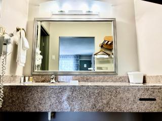 Days Inn by Wyndham Melbourne - 2