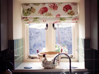 2 Bed in Abergavenny 42909 - Mamhilad - 4