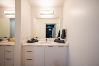 Classy Uptown Darling - Charlotte - 6