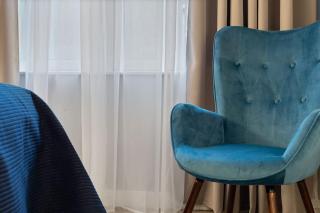 NEW Large luxurious 2 bed city penthouse + parking - 2