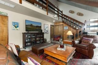 Flattop Mini Lodge - 1