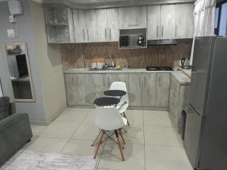 54 Malcolm Palace Room - 3