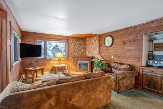 Darwin's - Girdwood - 8