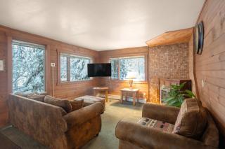 Darwin's - Girdwood - 6