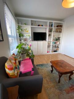 Vibrant & Funky 1BD Flat - 12 Mins to Stratford! - Londra - 1
