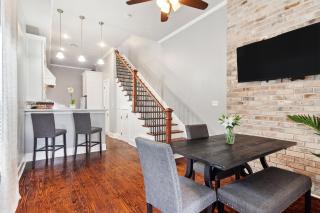 Amazing 3bedroom townhome, in Historic Dryade City - New Orleans - 1