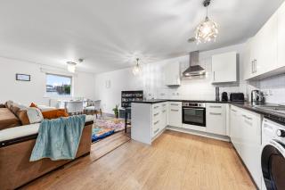 Modern Spacious 1 Bedroom Flat in Camden - 4