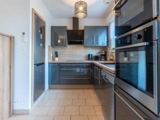 Maison Moderne 3* avec Jardin et Clim à Biscarrosse Bourg - Près des Pistes Cyclables et Plages - FR-1-319-533 - 2